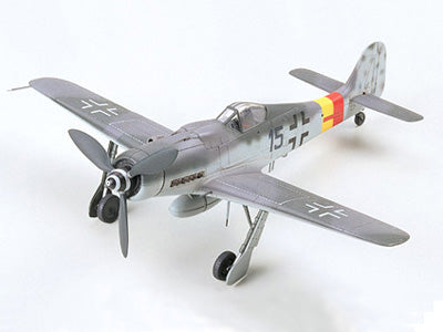 Focke-Wulf Fw190 D-9 (Scale: 1/72)