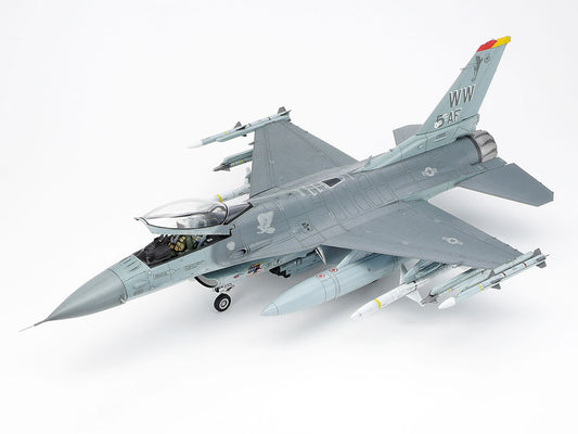 Lockeed Martin F-16C (Block 50) - Fighting Falcon (Scale: 1/48)